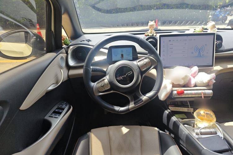 Used BYD Dolphin 2023 420 km Fashion Edition Steering Wheel