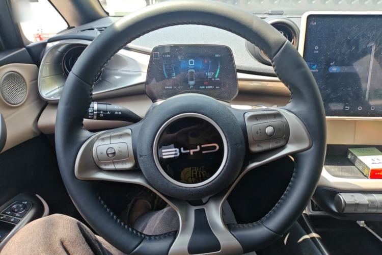 Used BYD Dolphin 2023 420 km Fashion Edition Steering Wheel