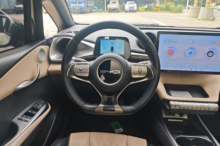 Used BYD Dolphin 2023 420 km Fashion Edition Steering Wheel