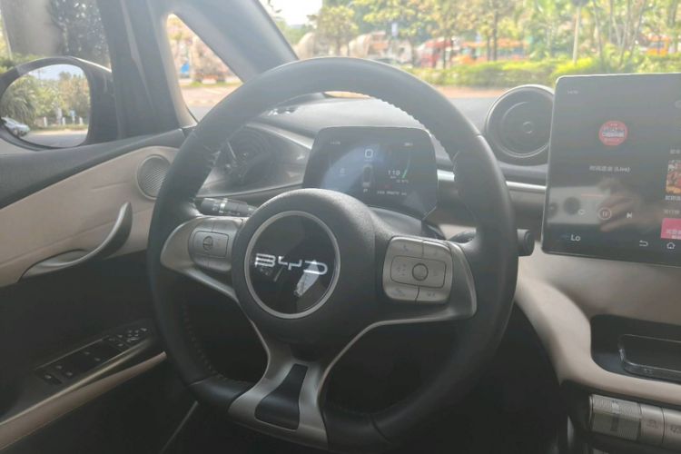 Used BYD Dolphin 2023 420 km Fashion Edition Steering Wheel
