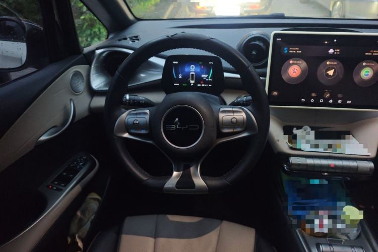 Used BYD Dolphin 2023 420 km Fashion Edition Steering Wheel
