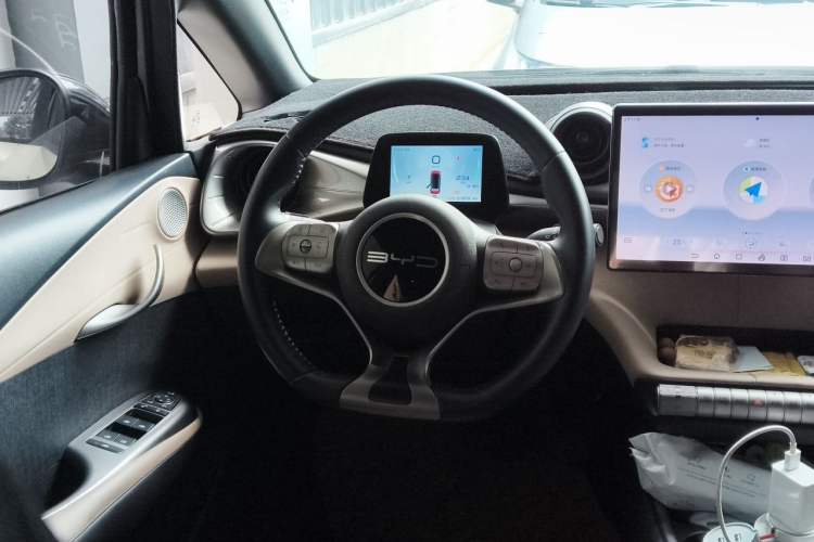 Used BYD Dolphin 2023 420 km Fashion Edition Steering Wheel