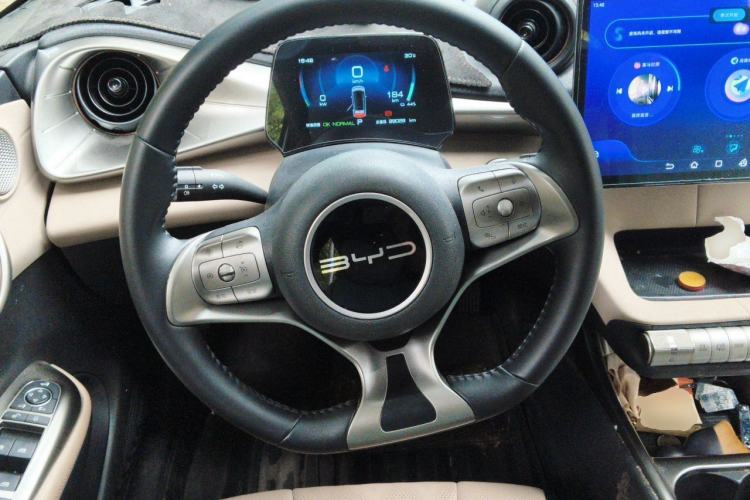 Used BYD Dolphin 2023 420 km Fashion Edition Steering Wheel