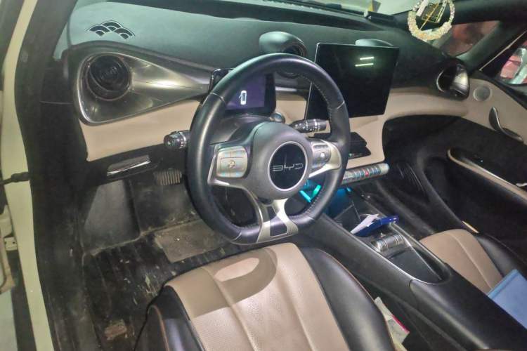 Used BYD Dolphin 2023 420 km Fashion Edition Steering Wheel