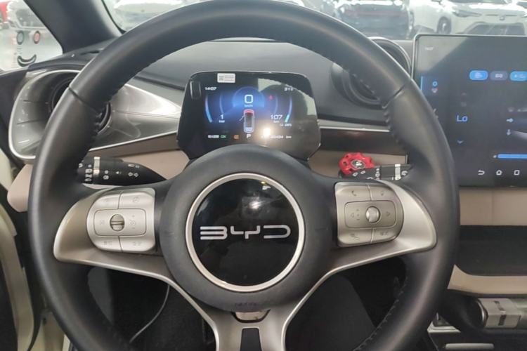 Used BYD Dolphin 2023 420 km Fashion Edition Steering Wheel