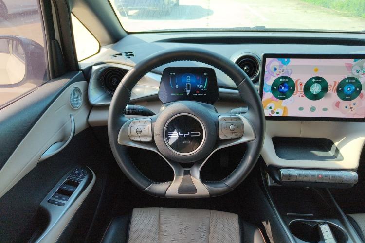 Used BYD Dolphin 2023 420 km Fashion Edition Steering Wheel