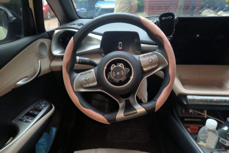 Used BYD Dolphin 2023 420 km Fashion Edition Steering Wheel