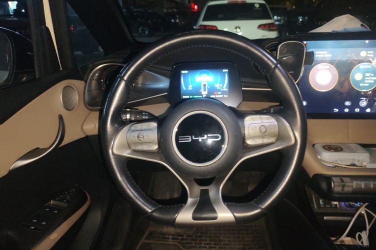 Used BYD Dolphin 2023 420 km Fashion Edition Steering Wheel