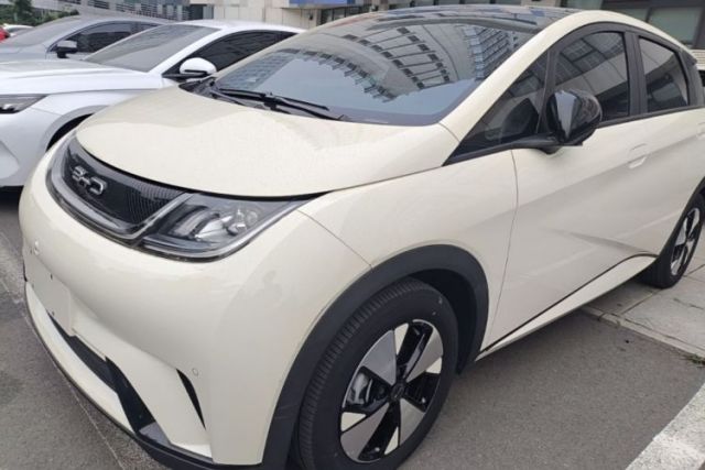 Used BYD Dolphin 2023 420 km Fashion Edition