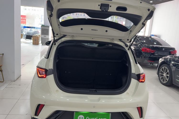 Used BYD Dolphin 2023 420 km Fashion Edition Trunk