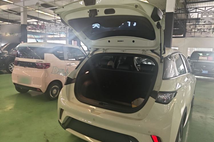 Used BYD Dolphin 2023 420 km Free Version Trunk