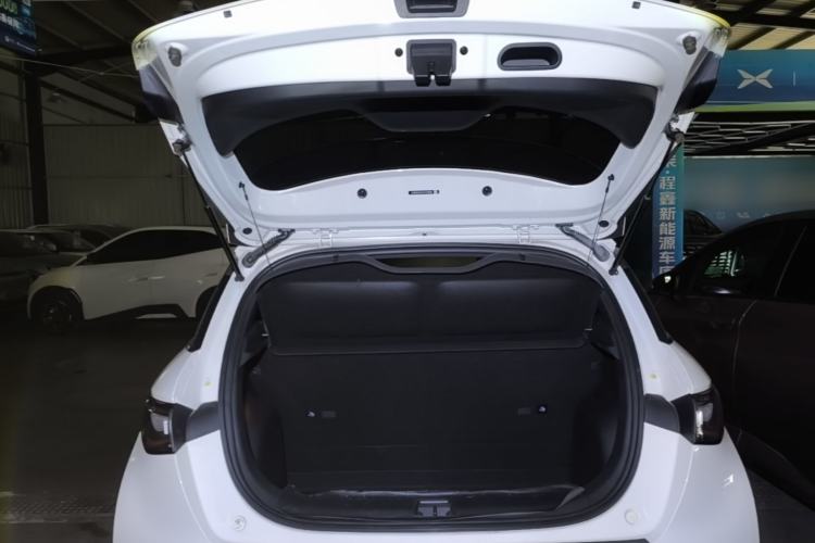 Used BYD Dolphin 2023 420 km Free Version Trunk