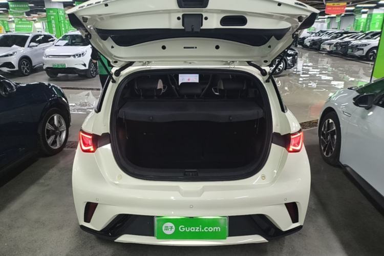 Used BYD Dolphin 2023 420 km Fashion Edition Trunk