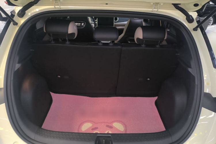 Used BYD Dolphin 2023 420 km Fashion Edition Trunk