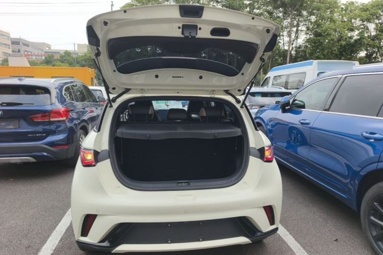 Used BYD Dolphin 2023 420 km Fashion Edition Trunk