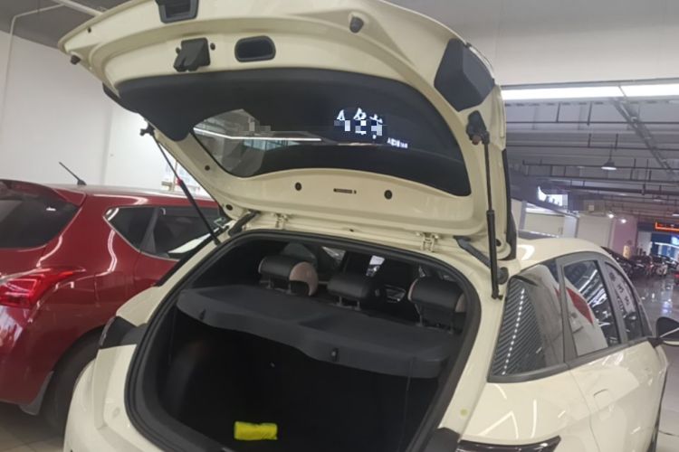 Used BYD Dolphin 2023 420 km Fashion Edition Trunk