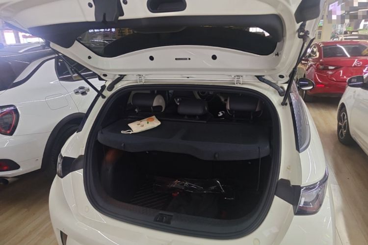 Used BYD Dolphin 2023 420 km Fashion Edition Trunk