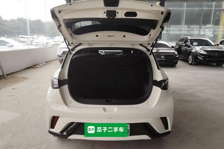 Used BYD Dolphin 2023 420 km Fashion Edition Trunk