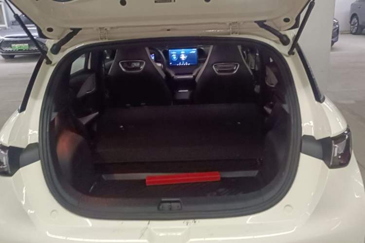 Used BYD Dolphin 2023 420 km Free Version Trunk