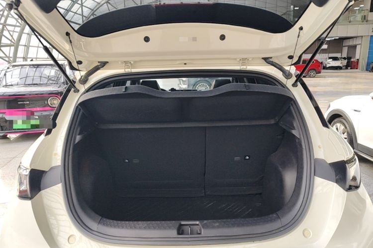 Used BYD Dolphin 2023 420 km Fashion Edition Trunk