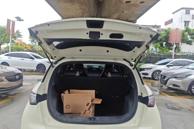 Used BYD Dolphin 2023 420 km Fashion Edition Trunk