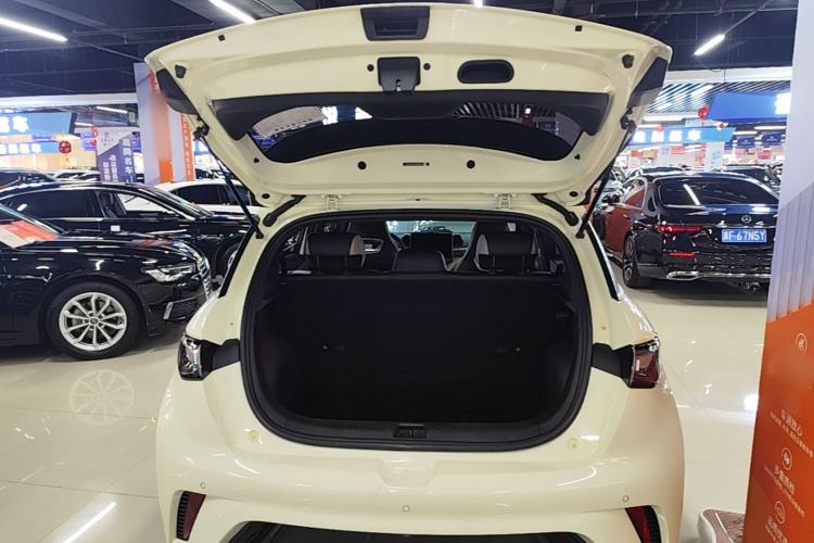 Used BYD Dolphin 2023 420 km Free Version Trunk