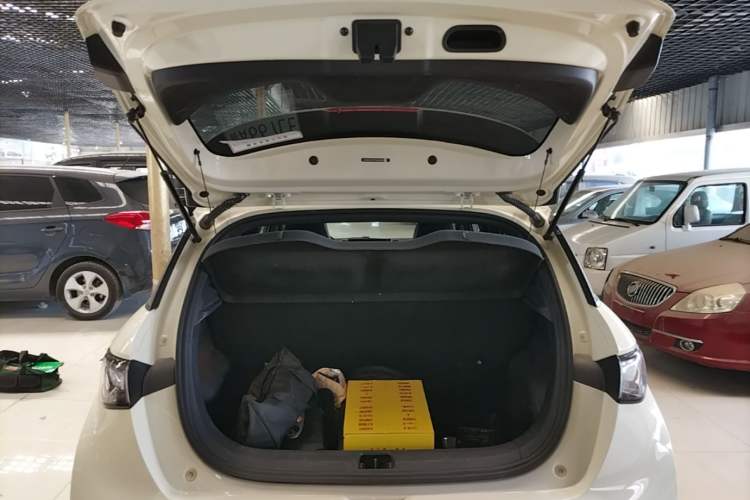 Used BYD Dolphin 2023 420 km Free Version Trunk