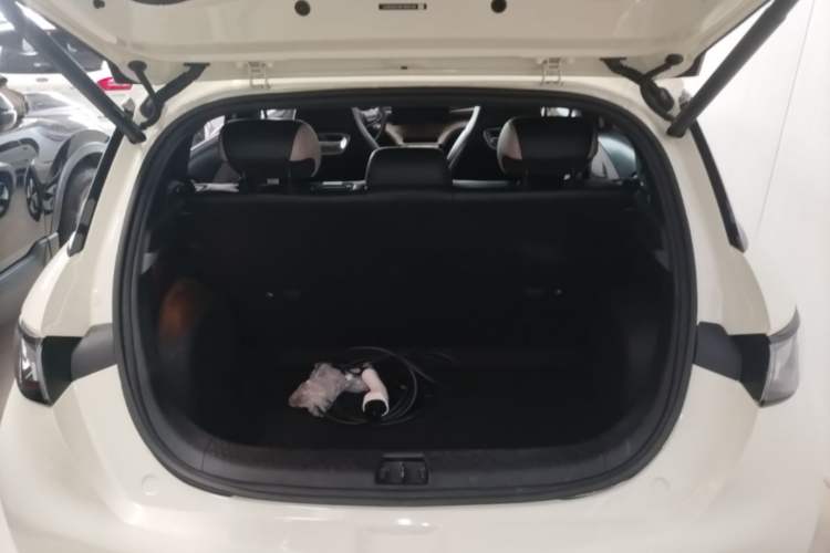 Used BYD Dolphin 2023 420 km Free Version Trunk