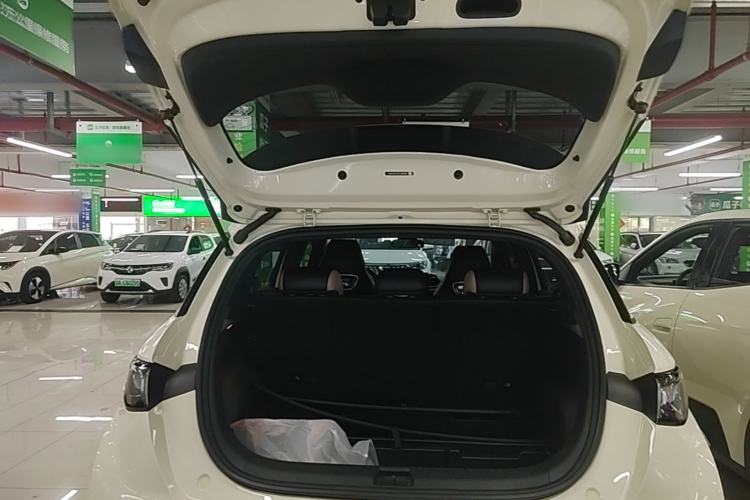 Used BYD Dolphin 2023 420 km Fashion Edition Trunk