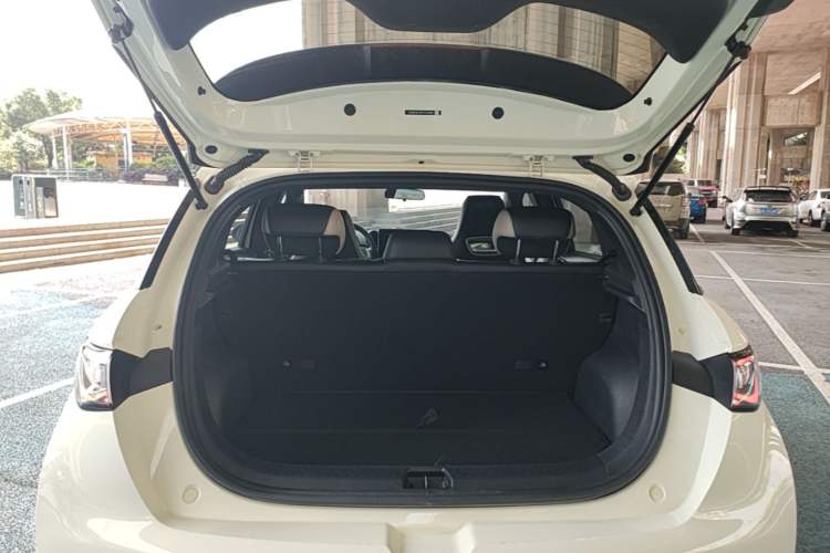 Used BYD Dolphin 2023 420 km Free Version Trunk