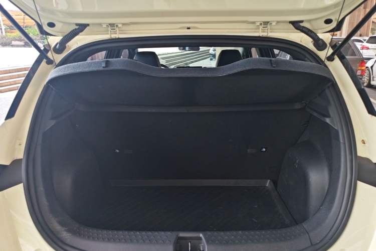 Used BYD Dolphin 2023 420 km Free Version Trunk