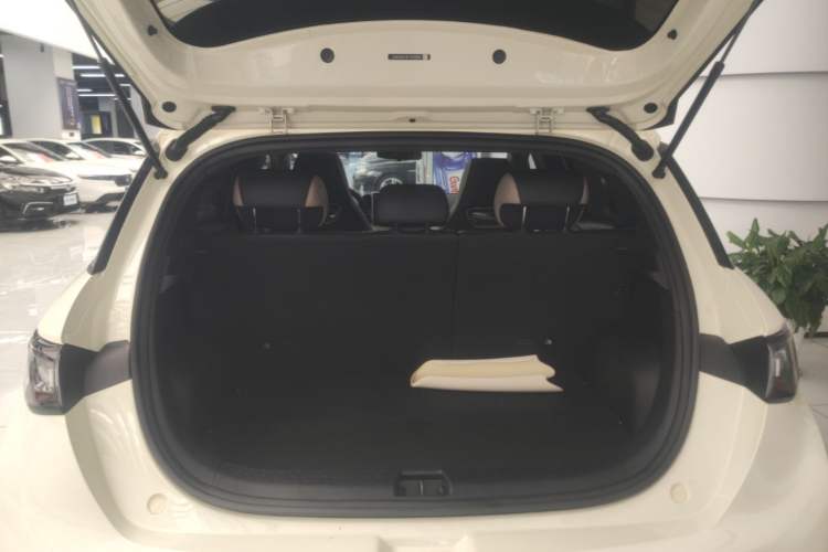 Used BYD Dolphin 2023 420 km Fashion Edition Trunk