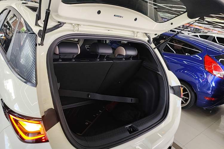 Used BYD Dolphin 2023 420 km Fashion Edition Trunk