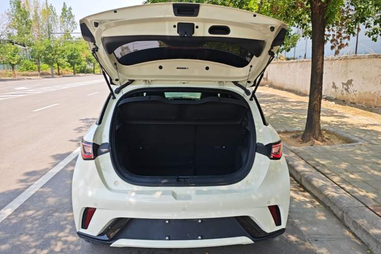 Used BYD Dolphin 2023 420 km Fashion Edition Trunk