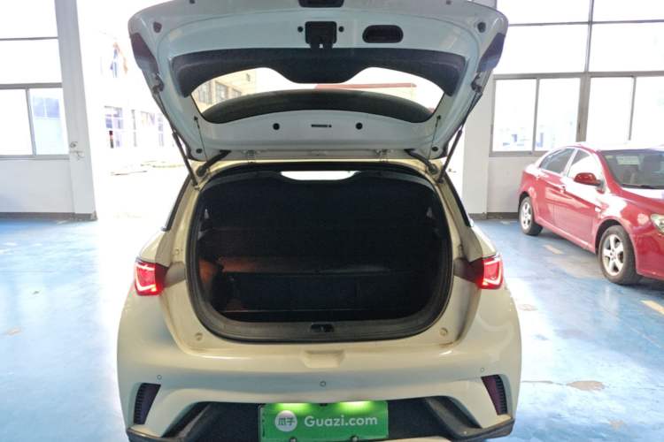 Used BYD Dolphin 2023 420 km Fashion Edition Trunk