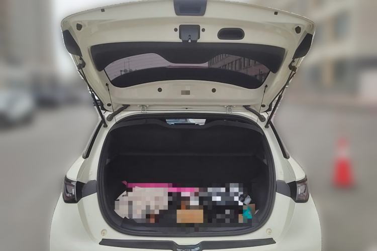 Used BYD Dolphin 2023 420 km Fashion Edition Trunk