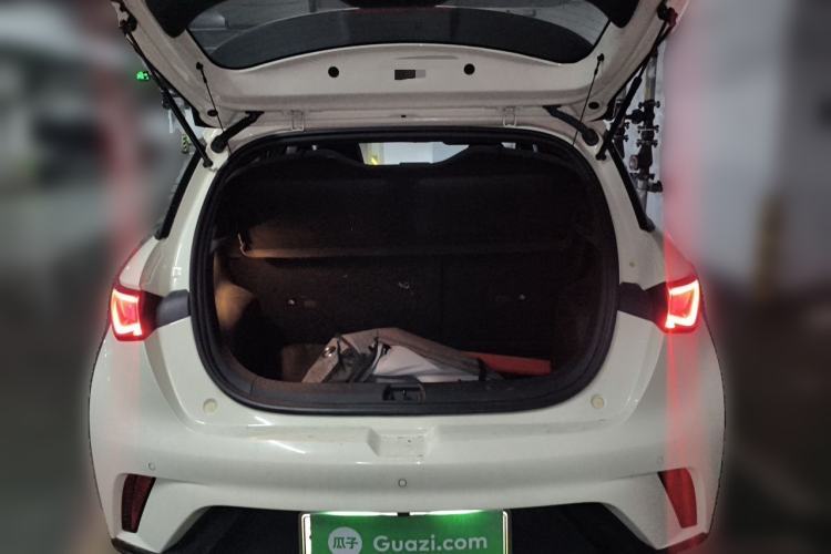 Used BYD Dolphin 2023 420 km Fashion Edition Trunk