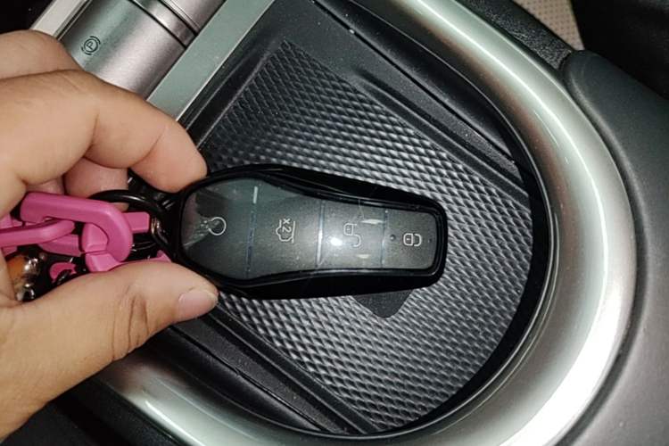 Used BYD Dolphin 2023 420 km Fashion Edition Vehicle Key