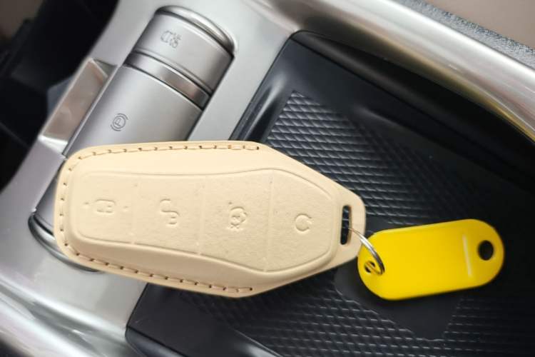 Used BYD Dolphin 2023 420 km Fashion Edition Vehicle Key