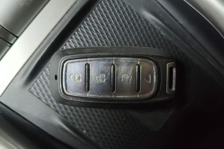Used BYD Dolphin 2023 420 km Fashion Edition Vehicle Key
