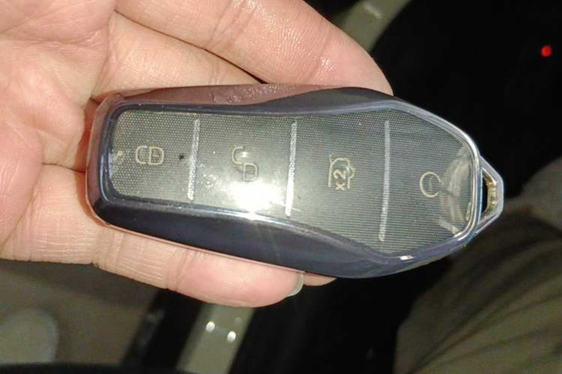 Used BYD Dolphin 2023 420 km Free Version Vehicle Key