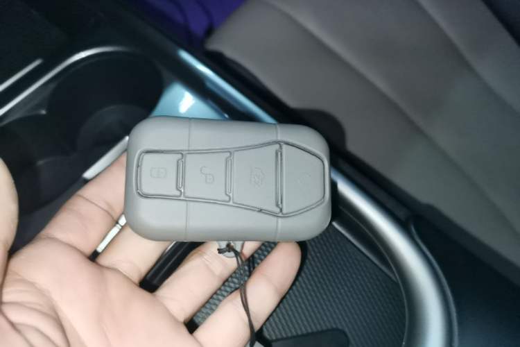 Used BYD Dolphin 2023 420 km Free Version Vehicle Key