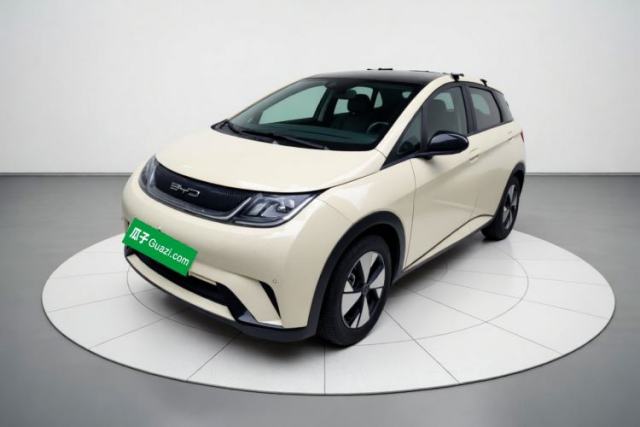 Used BYD Dolphin 2023 420 km Fashion Edition