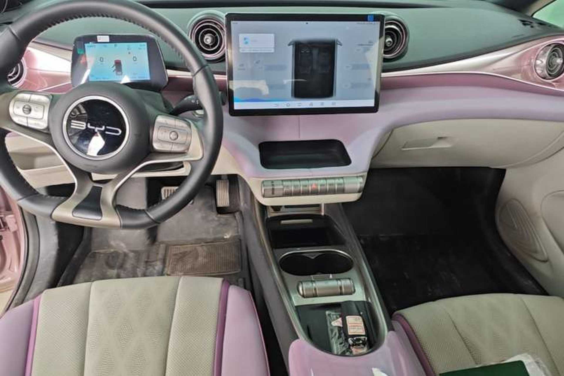 Used BYD Dolphin 2024 Honor Edition 420km Fashion Version Audio And AC Panel
