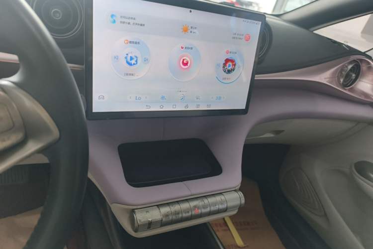 Used BYD Dolphin 2024 Honor Edition 420km Fashion Version Audio And AC Panel