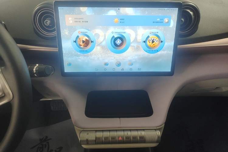 Used BYD Dolphin 2024 Honor Edition 420km Fashion Version Audio And AC Panel