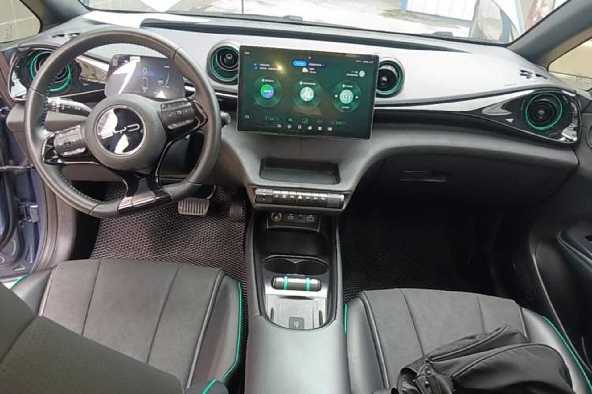 Used BYD Dolphin 2024 Honor Edition 420km Fashion Version Center Console