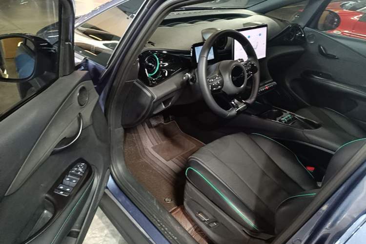 Used BYD Dolphin 2024 Honor Edition 420km Fashion Version Driver Seat