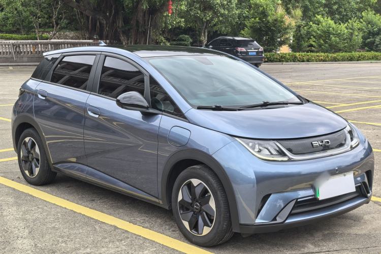 Used BYD Dolphin 2024 Honor Edition 420km Fashion Version Exterior 2