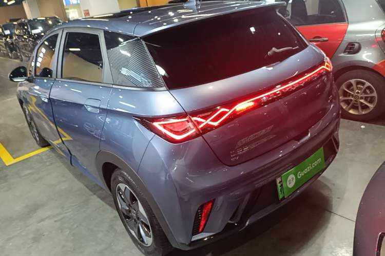Used BYD Dolphin 2024 Honor Edition 420km Fashion Version Exterior 2